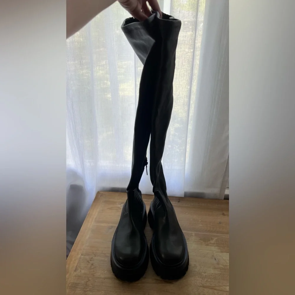 Versace Leonidis Over The Knee Leather Boots in Olive Green Size 37 New